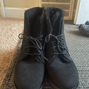 Womens UGG boots, size 9.